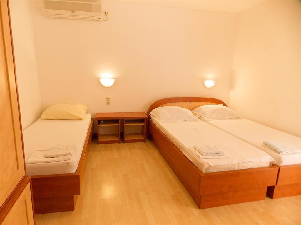 Apartments Frane (Adults Only) Novalja Kamer foto