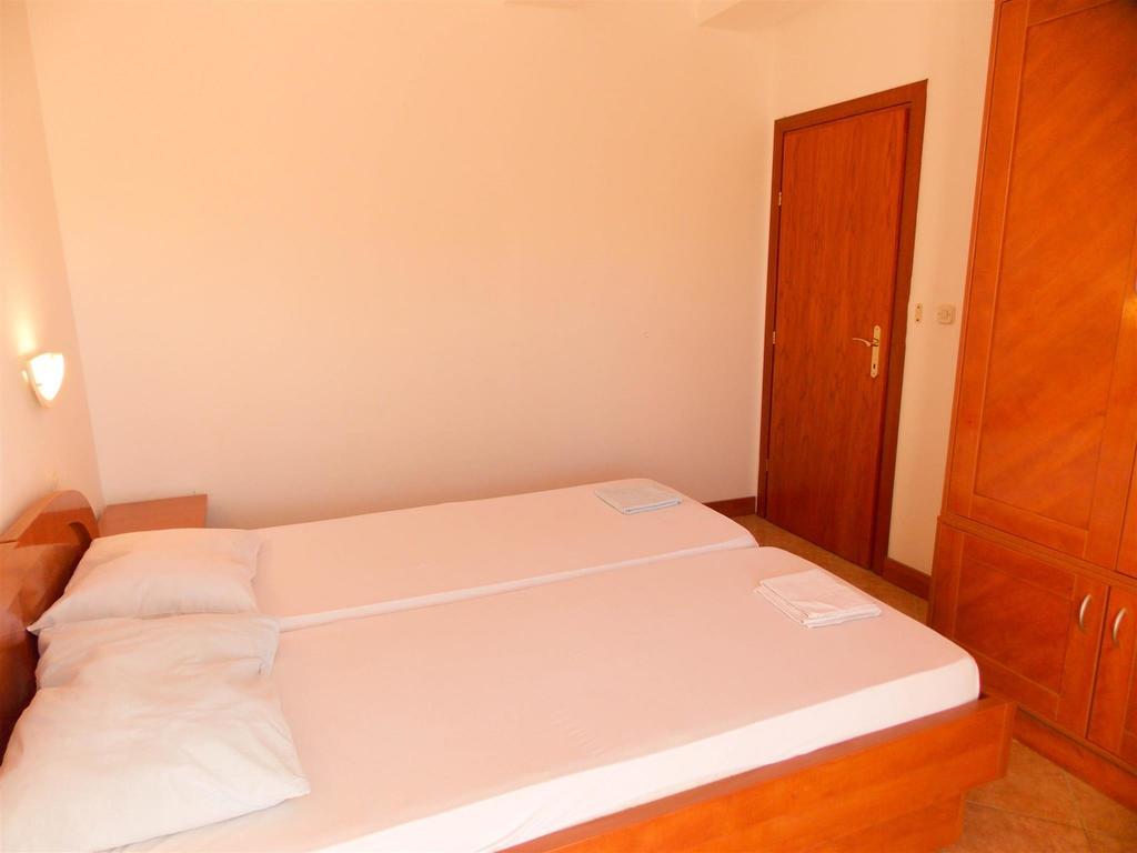 Apartments Frane (Adults Only) Novalja Kamer foto