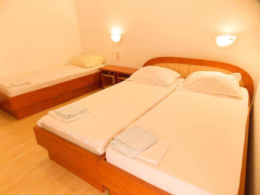Apartments Frane (Adults Only) Novalja Kamer foto