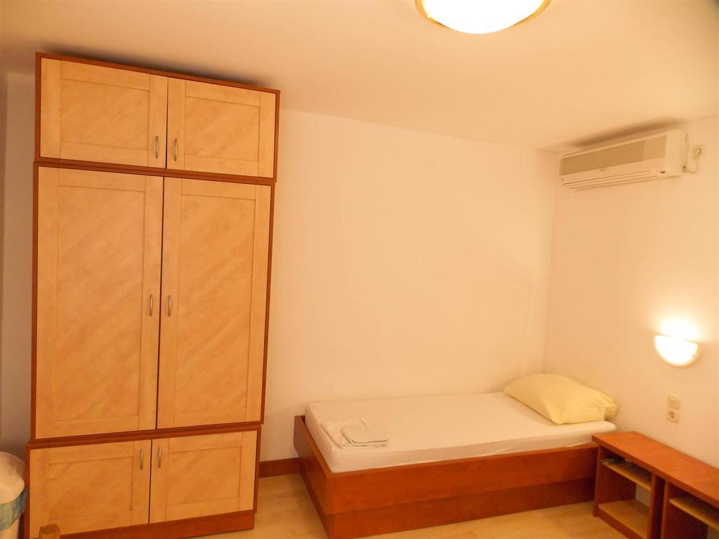 Apartments Frane (Adults Only) Novalja Kamer foto